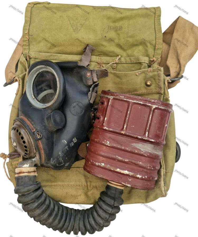 British WW2 MkV Respirator and MkVII Bag